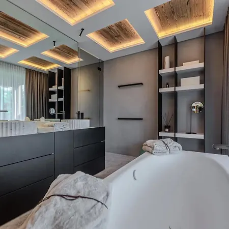 Vista Alpina - Luxury With Majestic Mountain Views Lejlighed *